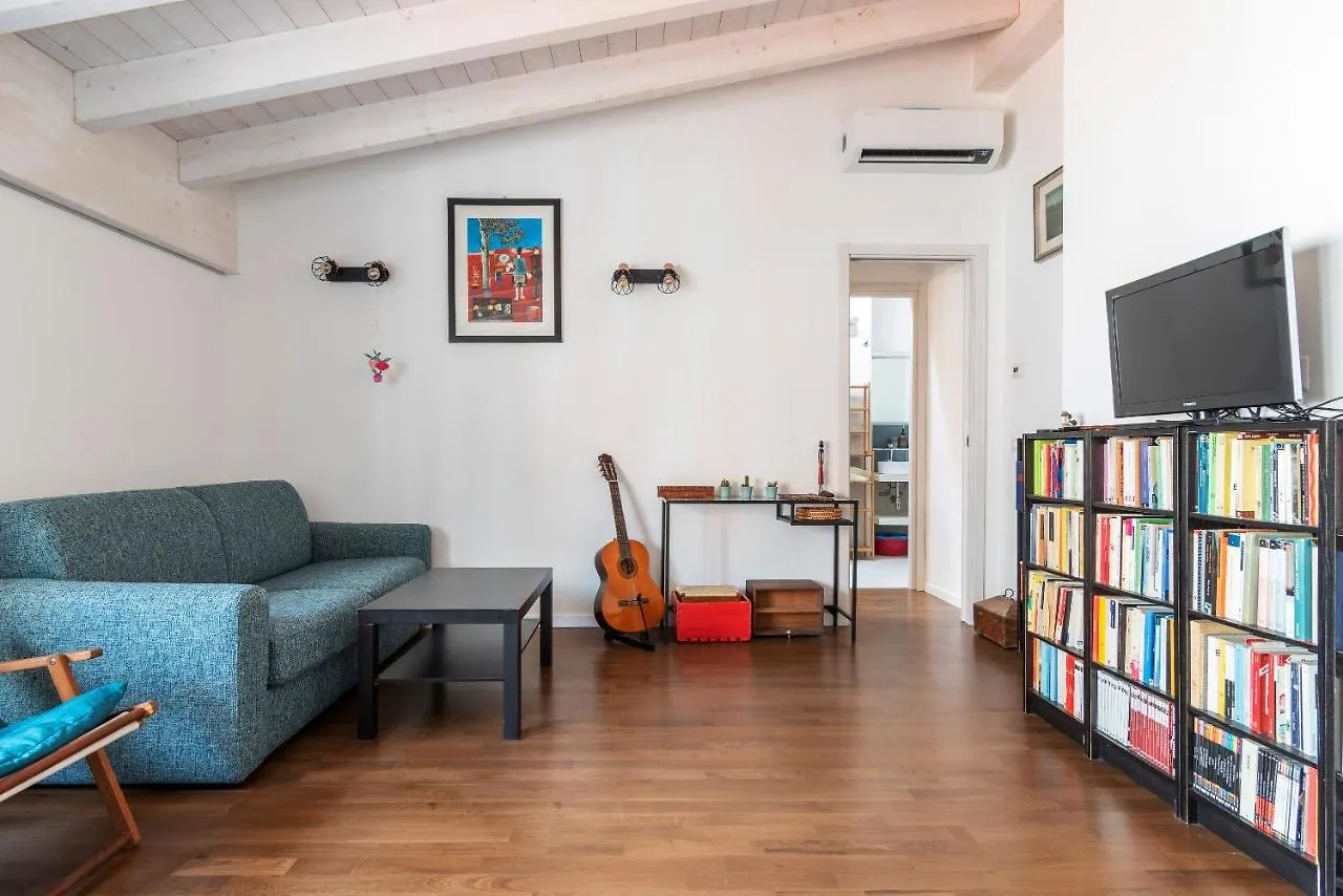 Cozy Apartment Near Central Station Milano